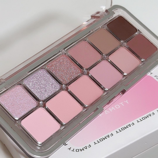 12-color Matte Pigment Eyeshadow Palette Affordable Multichrome Eye Shadow Natural Glitter Eyeshadow Palet Dry Eye Shadow Makeup